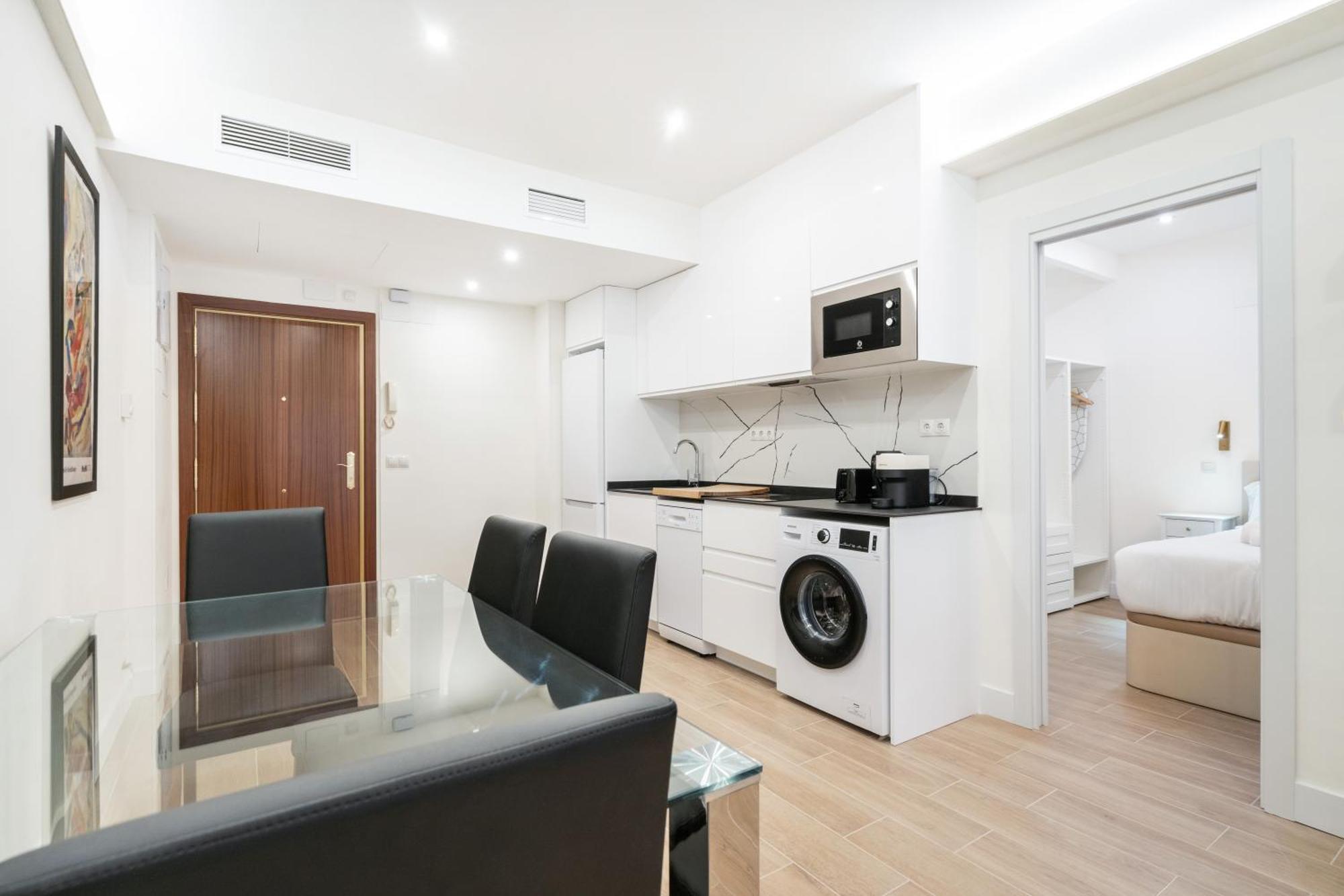 Apartamento Unico En Gran Via Apartment Madrid Exterior photo
