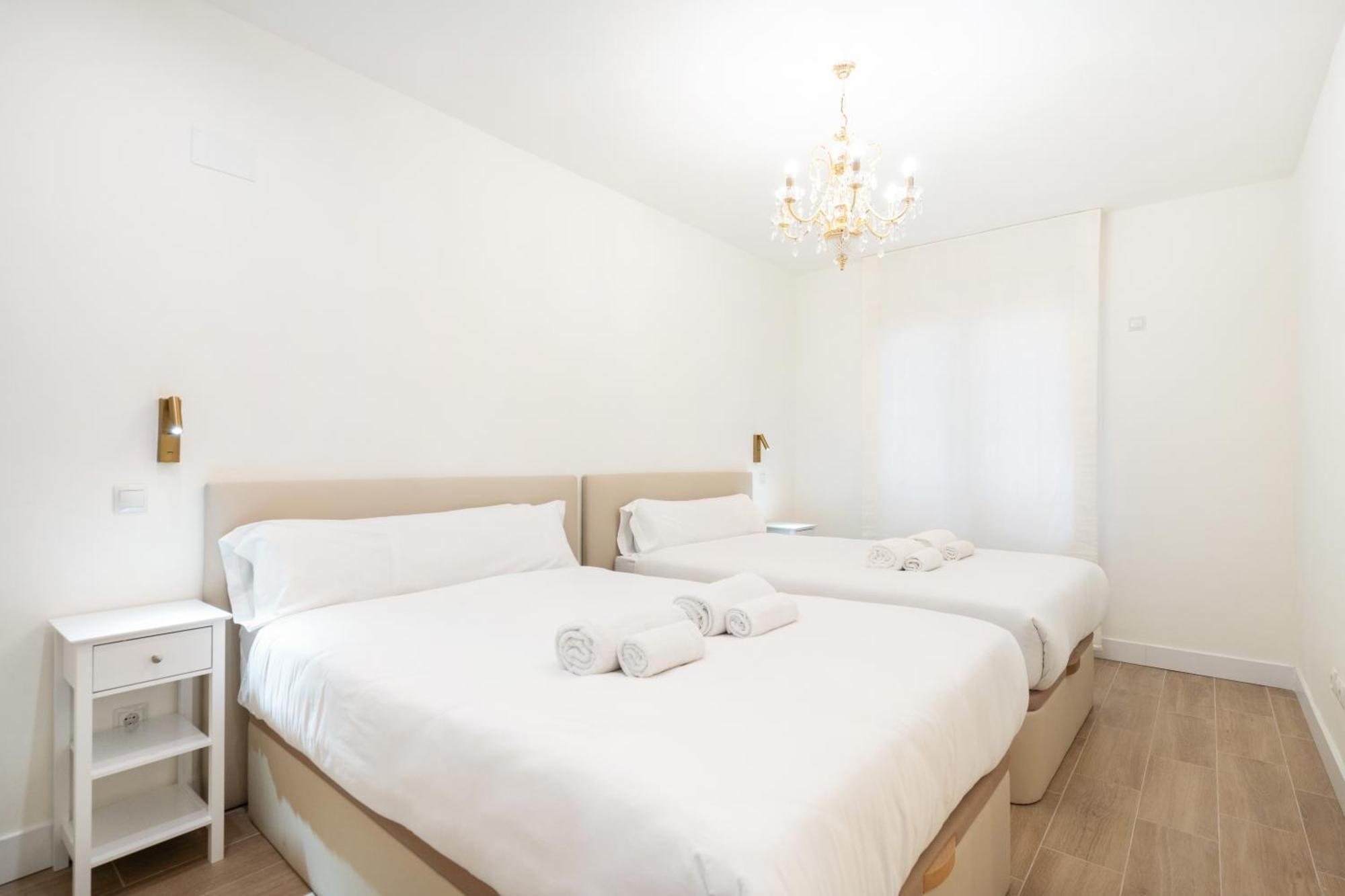 Apartamento Unico En Gran Via Apartment Madrid Exterior photo